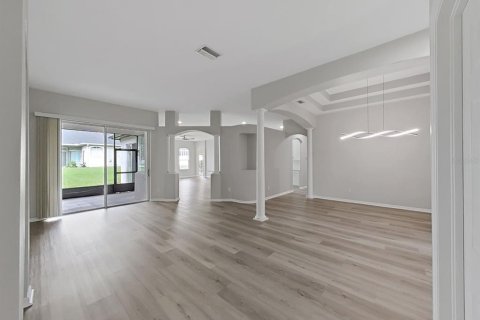 Villa ou maison à vendre à Tampa, Floride: 5 chambres, 256.78 m2 № 2408127 - photo 23