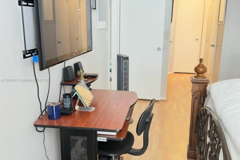 Studio in the Condo in Miami Beach, Florida  № 1830803 - photo 20