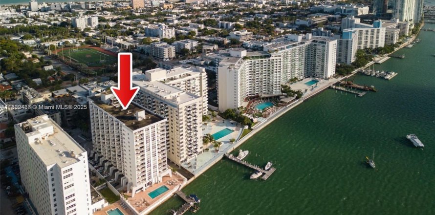 Estudio en el Condominio en Miami Beach, Florida № 1830803