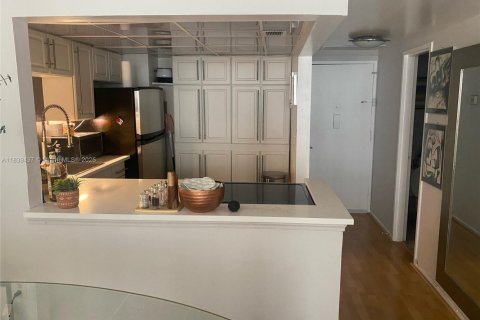 Studio in the Condo in Miami Beach, Florida  № 1830803 - photo 10