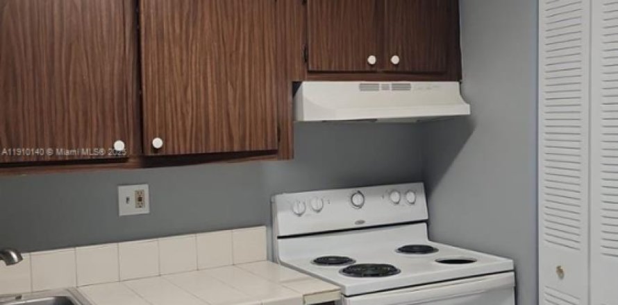 Condo à Tamarac, Floride, 1 chambre  № 2013412