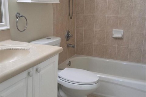 Купить кондоминиум в Дорал, Флорида 2 спальни, 123.37м2, № 1842437 - фото 28