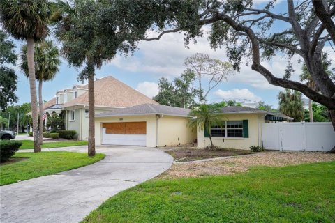 Casa en venta en Tampa, Florida, 3 dormitorios, 165.18 m2 № 1913255 - foto 3