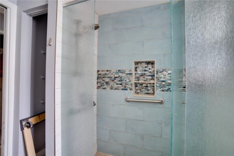 Casa en venta en Tampa, Florida, 3 dormitorios, 165.18 m2 № 1913255 - foto 24