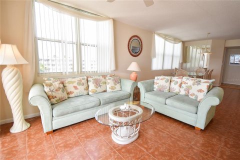 Copropriété à louer à Saint Petersburg, Floride: 2 chambres, 106.84 m2 № 2115379 - photo 12
