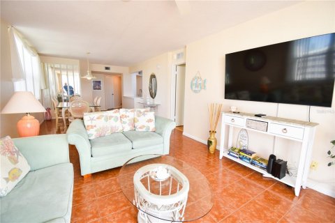 Copropriété à louer à Saint Petersburg, Floride: 2 chambres, 106.84 m2 № 2115379 - photo 13