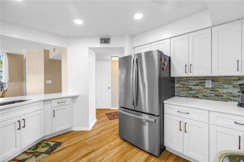 Copropriété à louer à Saint Petersburg, Floride: 2 chambres, 106.84 m2 № 2115379 - photo 9