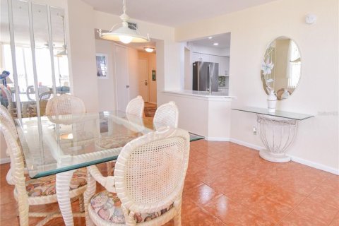 Copropriété à louer à Saint Petersburg, Floride: 2 chambres, 106.84 m2 № 2115379 - photo 14