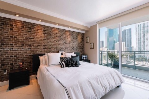 Купить кондоминиум в Майами, Флорида 2 спальни, 102.1м2, № 1986945 - фото 13