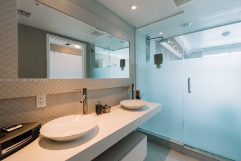 Купить кондоминиум в Майами, Флорида 2 спальни, 102.1м2, № 1986945 - фото 11