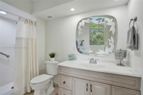 Condominio en venta en Pompano Beach, Florida, 2 dormitorios, 92.9 m2 № 2247615 - foto 14