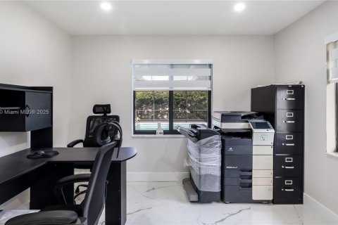 Casa en venta en Coral Springs, Florida, 4 dormitorios, 215.25 m2 № 1845753 - foto 24