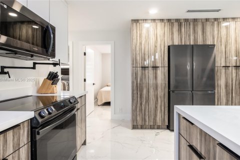 Casa en venta en Coral Springs, Florida, 4 dormitorios, 215.25 m2 № 1845753 - foto 14