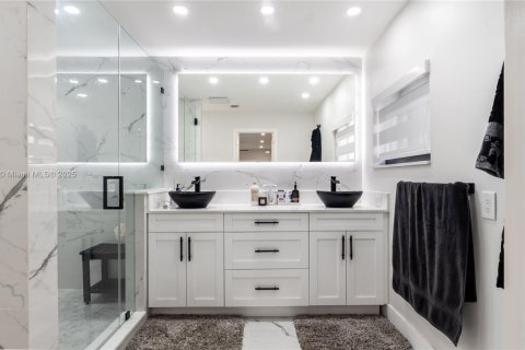 Casa en venta en Coral Springs, Florida, 4 dormitorios, 215.25 m2 № 1845753 - foto 30