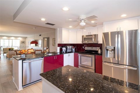 Copropriété à vendre à Coconut Creek, Floride: 2 chambres, 107.4 m2 № 1705747 - photo 6