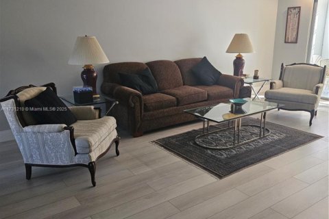 Copropriété à vendre à Coconut Creek, Floride: 2 chambres, 107.4 m2 № 1705747 - photo 1
