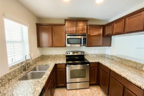 Adosado en venta en Trinity, Florida, 2 dormitorios, 139.45 m2 № 1913519 - foto 3