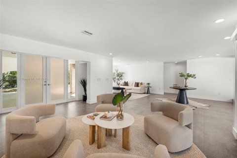 Villa ou maison à vendre à Pinecrest, Floride: 6 chambres, 496.38 m2 № 1955845 - photo 14