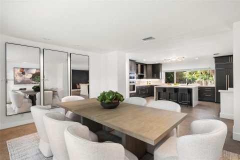 Villa ou maison à vendre à Pinecrest, Floride: 6 chambres, 496.38 m2 № 1955845 - photo 22