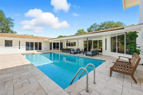 Villa ou maison à vendre à Pinecrest, Floride: 6 chambres, 496.38 m2 № 1955845 - photo 4