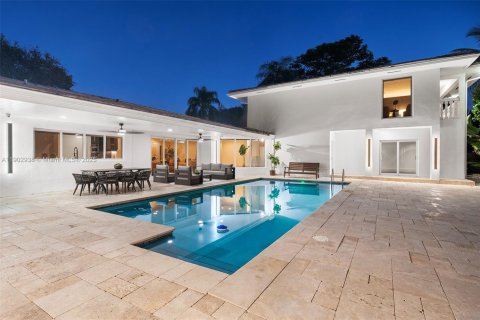 Villa ou maison à vendre à Pinecrest, Floride: 6 chambres, 496.38 m2 № 1955845 - photo 2