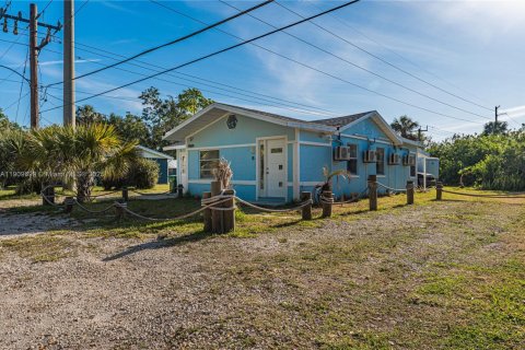 House in Port Charlotte, Florida 2 bedrooms № 2052769 - photo 27