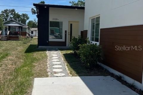 Villa ou maison à louer à Saint Petersburg, Floride: 1 chambre, 51.1 m2 № 2096080 - photo 2