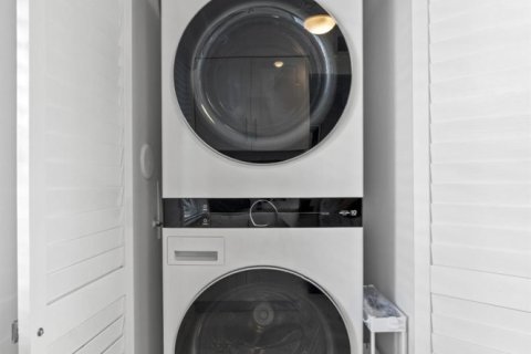Купить кондоминиум в Делрей-Бич, Флорида 6 комнат, 99.41м2, № 2181036 - фото 15