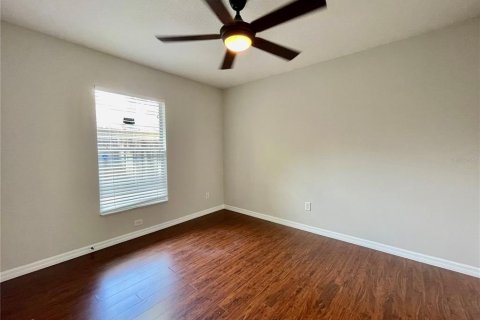 Villa ou maison à vendre à Tampa, Floride: 3 chambres, 111.48 m2 № 1905728 - photo 12
