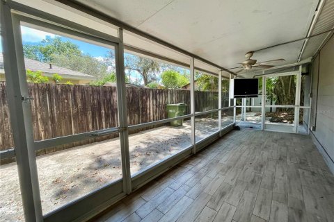 Villa ou maison à vendre à Tampa, Floride: 3 chambres, 111.48 m2 № 1905728 - photo 18
