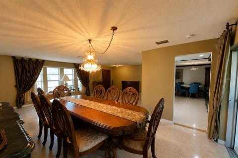 Villa ou maison à vendre à Sebring, Floride: 3 chambres, 181.9 m2 № 2121676 - photo 6