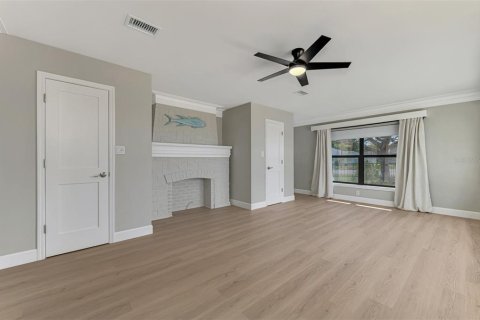Villa ou maison à vendre à Bradenton, Floride: 3 chambres, 153.85 m2 № 2137086 - photo 20