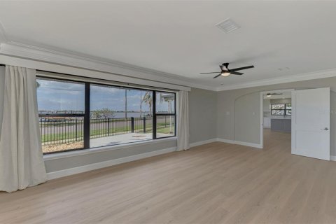 Villa ou maison à vendre à Bradenton, Floride: 3 chambres, 153.85 m2 № 2137086 - photo 18