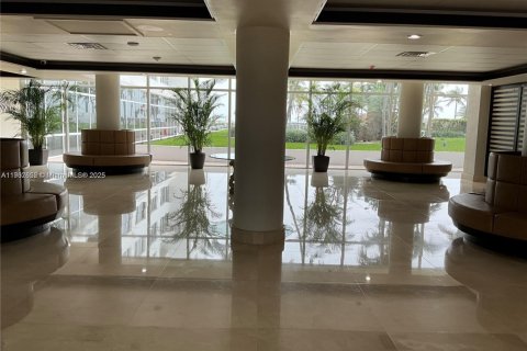 Купить кондоминиум в Майами-Бич, Флорида 1 спальня, 87.14м2, № 2012548 - фото 18