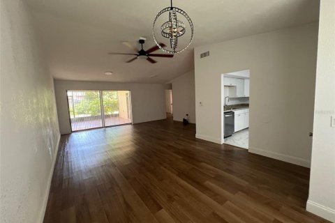Casa en venta en Winter Haven, Florida, 3 dormitorios, 115.85 m2 № 1885506 - foto 11