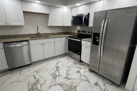 Casa en venta en Winter Haven, Florida, 3 dormitorios, 115.85 m2 № 1885506 - foto 14