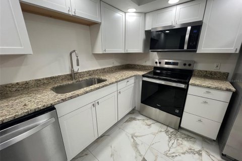 Casa en venta en Winter Haven, Florida, 3 dormitorios, 115.85 m2 № 1885506 - foto 16