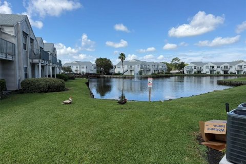 Copropriété à louer à Orlando, Floride: 2 chambres, 86.4 m2 № 2354606 - photo 18