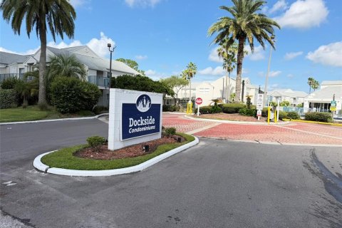 Copropriété à louer à Orlando, Floride: 2 chambres, 86.4 m2 № 2354606 - photo 14