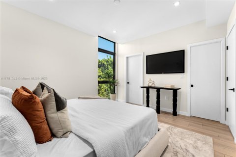 Copropriété à vendre à Miami, Floride: 3 chambres, 214.23 m2 № 1641584 - photo 25