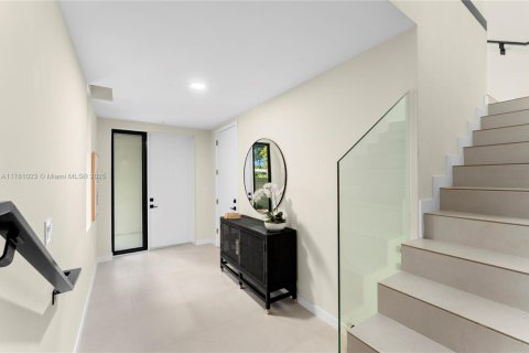 Copropriété à vendre à Miami, Floride: 3 chambres, 214.23 m2 № 1641584 - photo 12