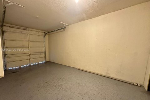 Touwnhouse à vendre à Florida City, Floride: 3 chambres, 141.86 m2 № 2170511 - photo 15