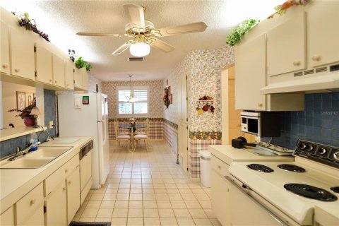 Villa ou maison à vendre à Port Richey, Floride: 3 chambres, 171.4 m2 № 1849538 - photo 4
