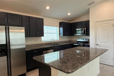 Casa en alquiler en Davenport, Florida, 3 dormitorios, 139.45 m2 № 1798505 - foto 9
