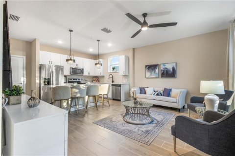 Townhouse in Kissimmee, Florida 3 bedrooms, 134.89 sq.m. № 2379678 - photo 6