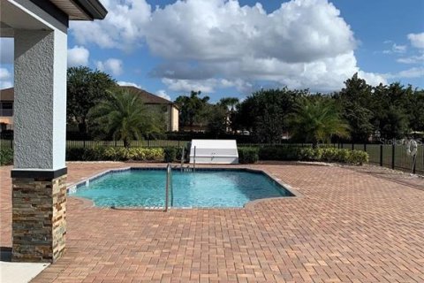 Townhouse in Kissimmee, Florida 3 bedrooms, 134.89 sq.m. № 2379678 - photo 23