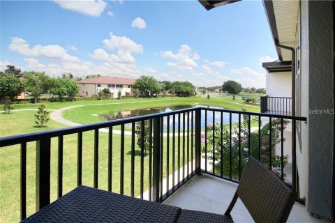 Townhouse in Kissimmee, Florida 3 bedrooms, 134.89 sq.m. № 2379678 - photo 15