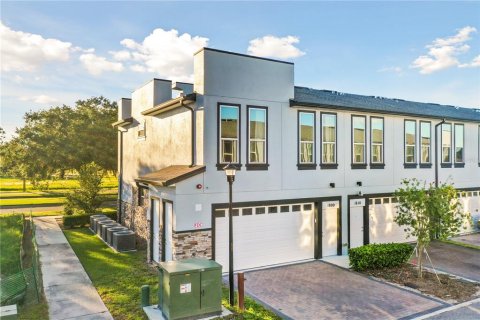 Townhouse in Kissimmee, Florida 3 bedrooms, 134.89 sq.m. № 2379678 - photo 4