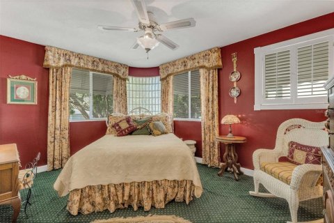 House in Lakeland, Florida 4 bedrooms, 224.45 sq.m. № 2215880 - photo 22