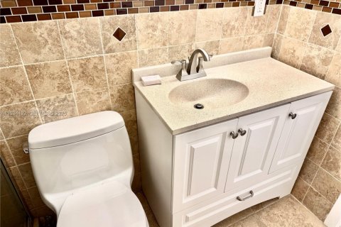 Copropriété à vendre à Hallandale Beach, Floride: 1 chambre, 56.11 m2 № 1992448 - photo 9